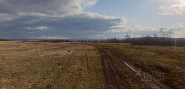 Продается участок, 300 сот.