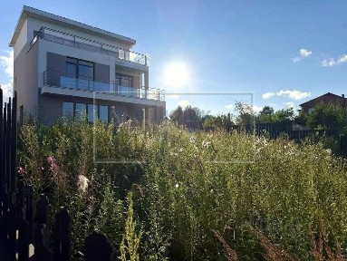 Продается 3-этажный дом, 164,6 м²