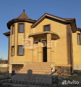 Продается 3-этажный коттедж, 316 м²