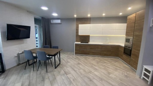 Сдается 3-комн. квартира, 96 м²