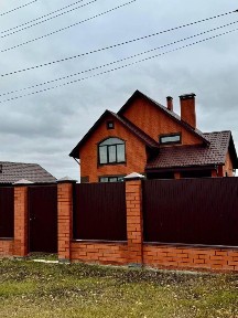 Продается 2-этажный коттедж, 180 м²