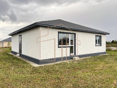 Продается 1-этажный дом, 100 м²