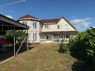 Продается 2-этажный коттедж, 307 м²