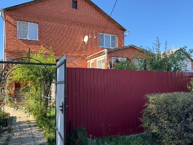 Продается 2-этажный коттедж, 170 м²