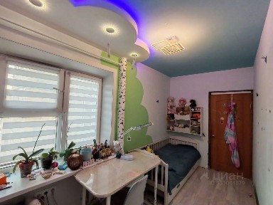 Продается 4-комн. квартира, 74 м²