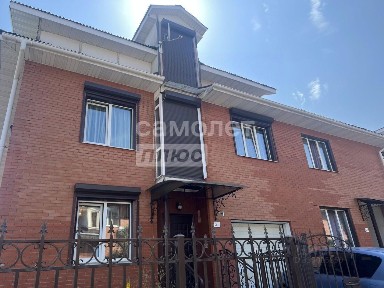 Продается многокомнатная квартира, 160 м²