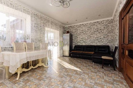 Продается 2-этажный таунхаус, 114 м²