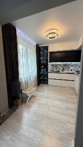 Продается 3-комн. квартира, 64 м²