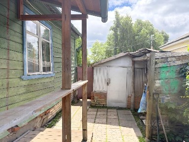 Продается 1/2 часть 1-этажного дома, 68 м²