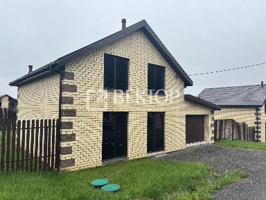 Продается 2-этажный дом, 132 м²