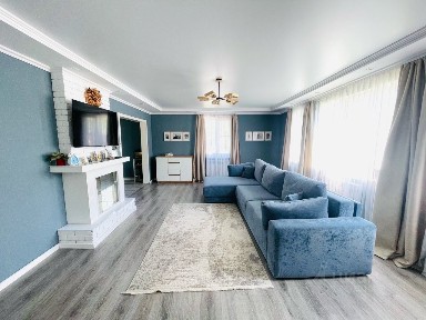 Продается 2-этажный дом, 190 м²