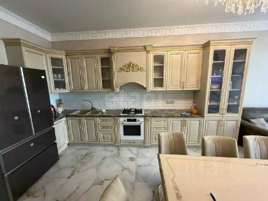 Сдается 2-комн. квартира, 117 м²