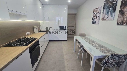 Сдается 2-комн. квартира, 65 м²