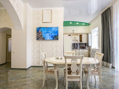 Сдается 4-комн. квартира, 77 м²