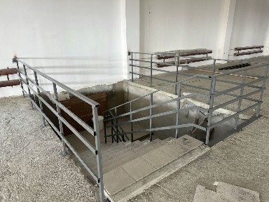 Сдается торговая площадь, 2 400 м²