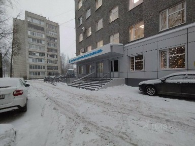 Продается здание (B)