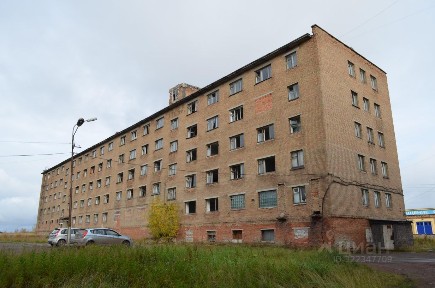 Продается здание, 4 927,2 м²