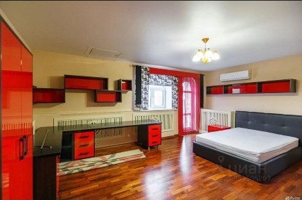 Сдается 3-этажный коттедж, 600 м²