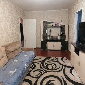 Сдается 4-комн. квартира, 64 м²