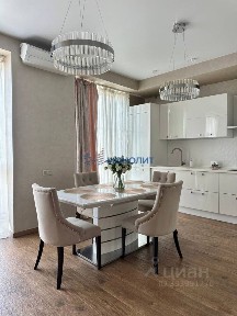 Продается 2-комн. квартира, 80,2 м²