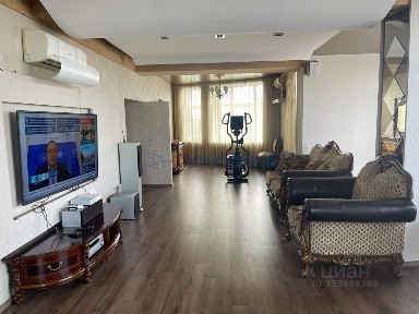 Продается 5-комн. квартира, 180 м²