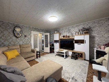Продается 4-комн. квартира, 76,5 м²