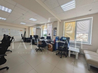 Сдается здание, 835 м²