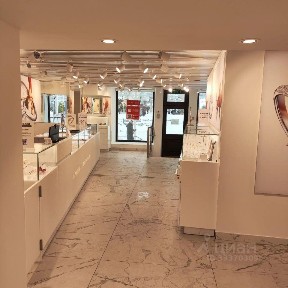 Сдается торговая площадь, 135,7 м²