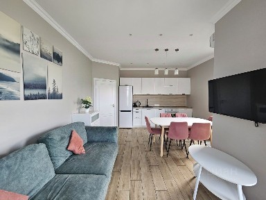 Сдаются 3-комн. апартаменты, 63 м²