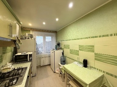Продается 4-комн. квартира, 79 м²