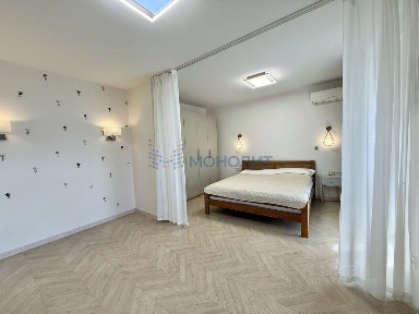 Продается 1-комн. квартира, 54,7 м²