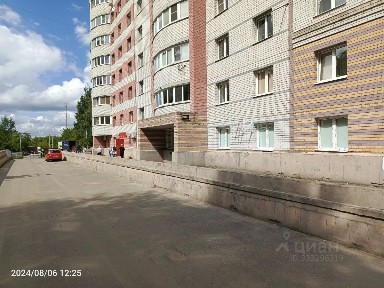Сдается торговая площадь, 471 м²