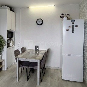 Продается 2-комн. квартира, 42 м²