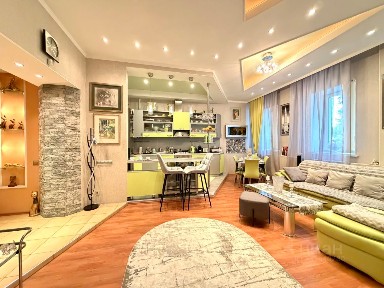 Продается 3-комн. квартира, 81 м²