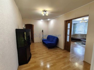 Продается 5-комн. квартира, 141 м²