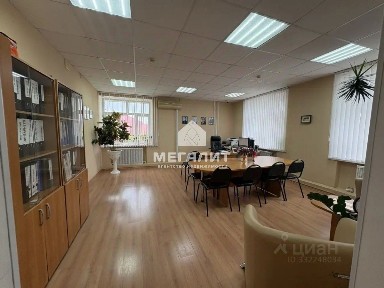 Сдается здание, 970 м²