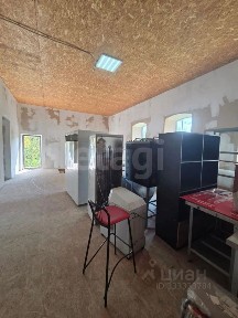 Продается студия, 180 м²