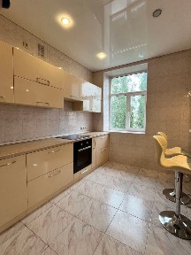 Продается 4-комн. квартира, 81,4 м²