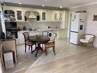 Продается 2-комн. квартира, 54 м²