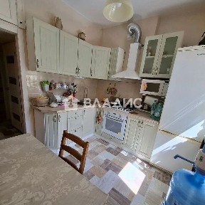 Продается 3-комн. квартира, 77,6 м²