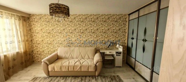 Продается 2-комн. квартира, 42,4 м²