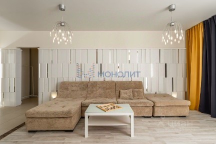 Продается 2-комн. квартира, 65,6 м²