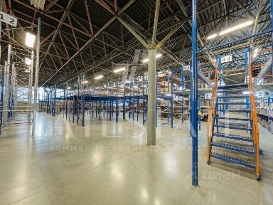 Сдается склад, 1 800 м²