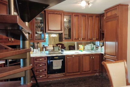 Сдается 4-комн. квартира, 160 м²