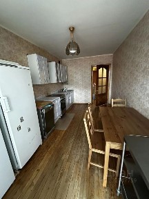 Продается 2-комн. квартира, 75,5 м²