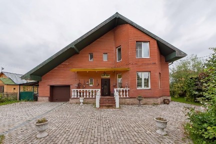 Продается 2-этажный дом, 263 м²