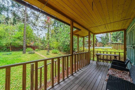 Продается 2/3 часть 2-этажного дома, 124,4 м²