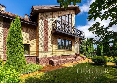 Продается 2-этажный коттедж, 470 м²