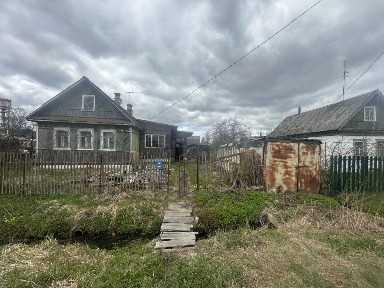 Ленинградская область, Кировский район, Мга поселок, ул. Пионерская, 10