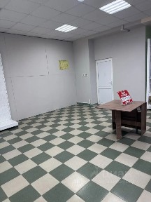 Сдается торговая площадь, 290 м²